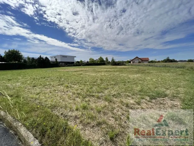 Prodej pozemku pro bydlení, Jesenice, Datlová, 1739 m2