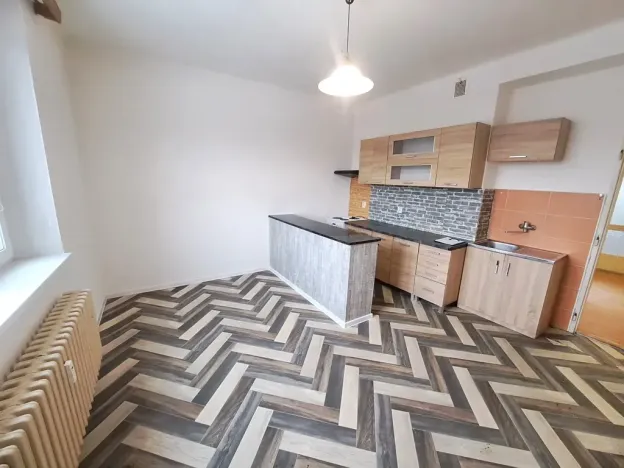 Pronájem bytu 2+kk, Hradec Králové, Břetislavova, 57 m2