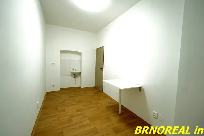 Pronájem bytu 1+1, Brno, Hybešova, 20 m2