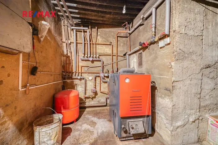 Prodej rodinného domu, Vrčeň, 437 m2