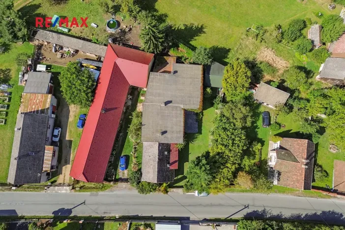 Prodej rodinného domu, Vrčeň, 437 m2