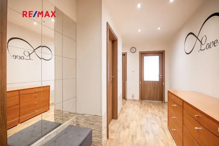 Prodej bytu 4+kk, Praha - Chodov, Petýrkova, 86 m2