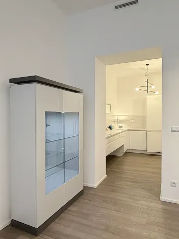 Pronájem bytu 2+1, Praha - Nové Město, Opletalova, 80 m2