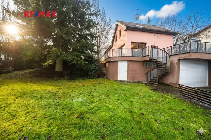 Pronájem rodinného domu, Mirošovice, Senohrabská, 150 m2