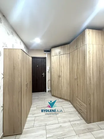 Pronájem bytu 2+1, Teplice, Fügnerova, 60 m2