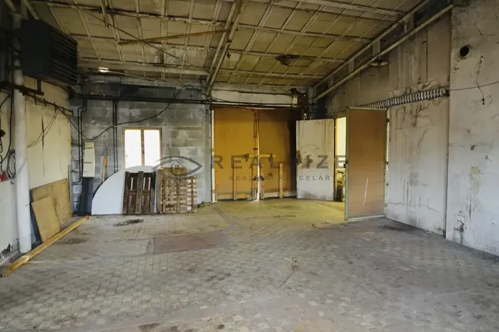 Prodej komerčního pozemku, Heřmaň, 1963 m2