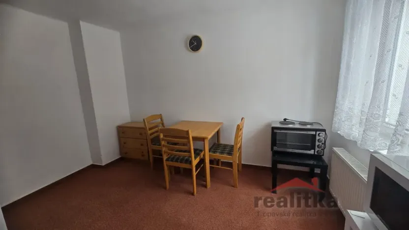 Pronájem bytu 1+1, Opava - Předměstí, Těšínská, 35 m2