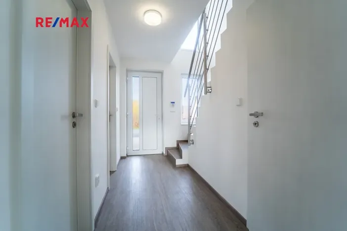 Pronájem rodinného domu, Veltruby, 97 m2