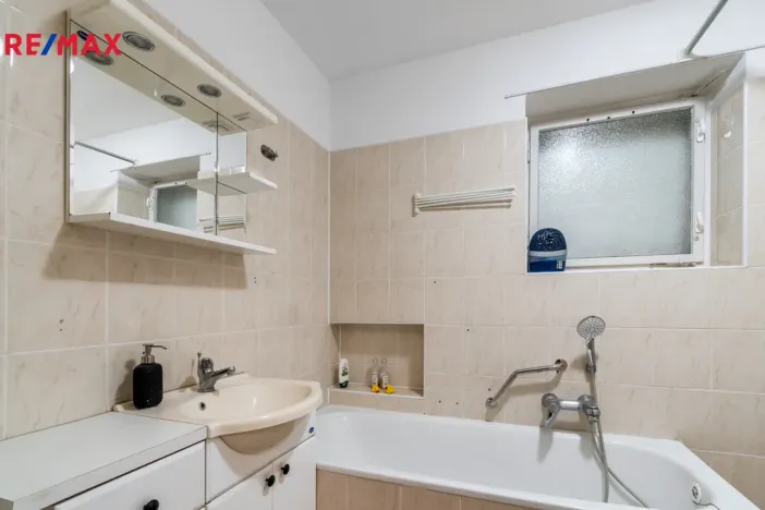 Pronájem rodinného domu, Hronov - Velký Dřevíč, 90 m2