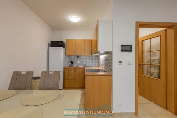 Pronájem bytu 2+kk, Znojmo, Krátká, 50 m2