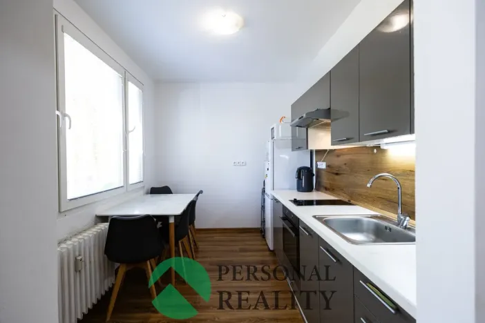 Prodej bytu 2+1, Písek - Budějovické Předměstí, nábřeží 1. máje, 66 m2