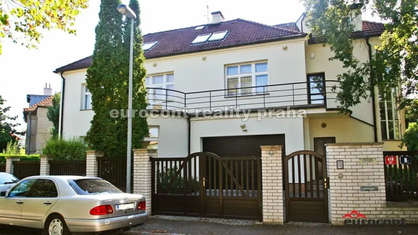 Pronájem bytu 3+1, Praha, Obrovského, 90 m2