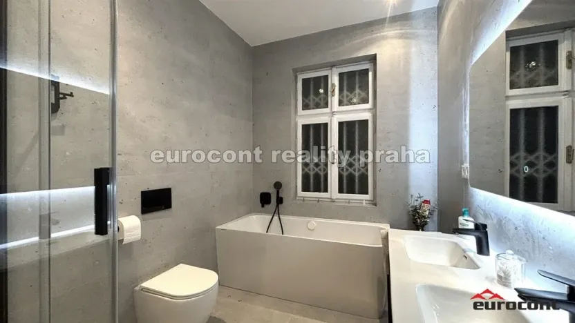 Pronájem bytu 3+1, Praha, Obrovského, 90 m2