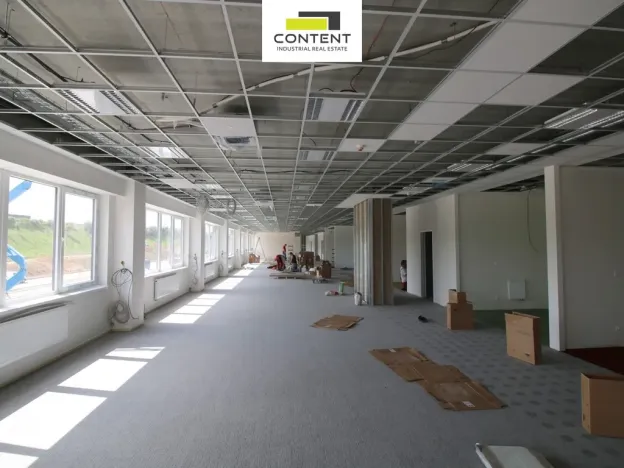 Pronájem skladu, Pavlov, Logistická, 8884 m2