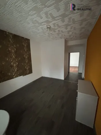 Prodej bytu 2+1, Bukovany, 48 m2