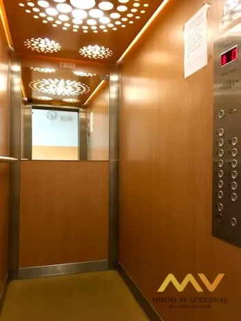 Pronájem bytu 1+kk, Hradec Králové - Pražské Předměstí, Hrubínova, 39 m2