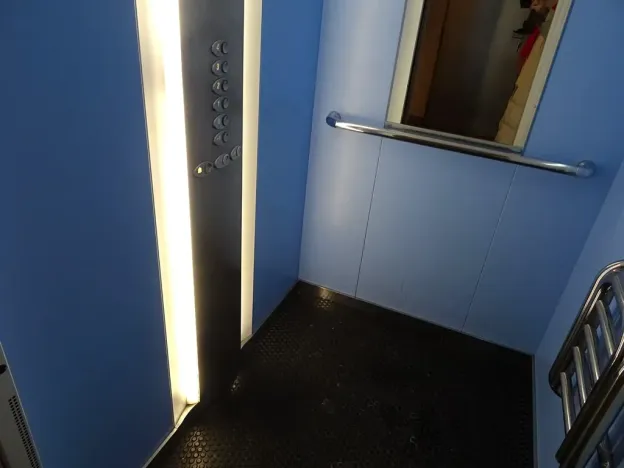 Pronájem bytu 1+kk, Praha, Prosecká, 42 m2