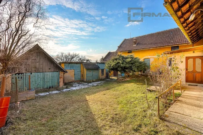 Prodej rodinného domu, Cítov, 400 m2