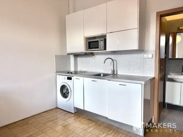 Pronájem bytu 1+kk, Praha, Heydukova, 21 m2