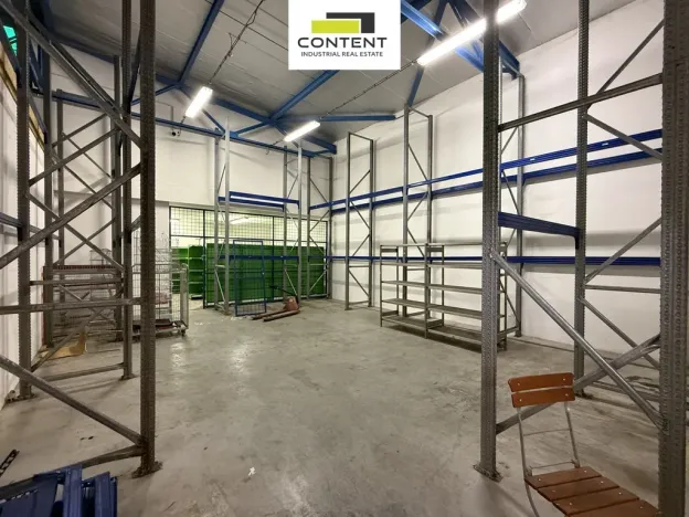 Pronájem skladu, Nupaky, Komerční, 1918 m2