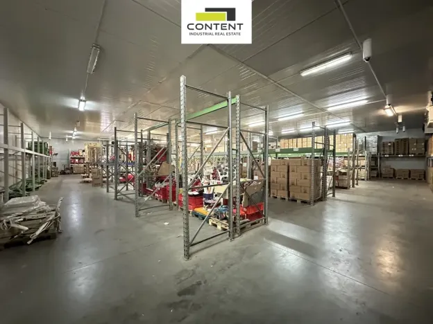 Pronájem skladu, Nupaky, Komerční, 1918 m2