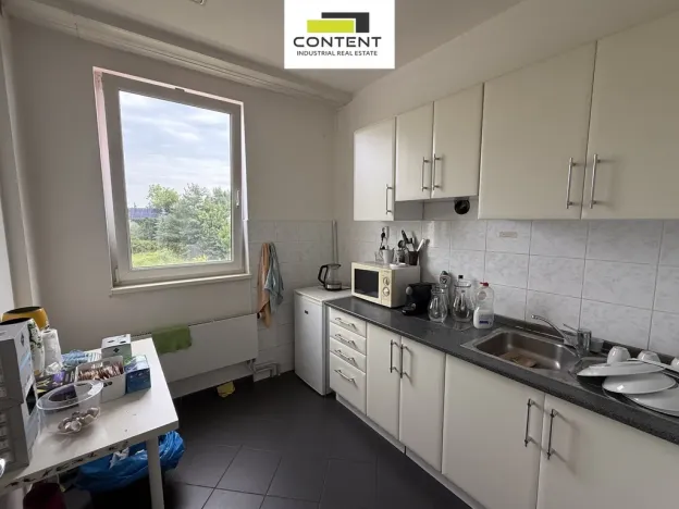 Pronájem skladu, Nupaky, Komerční, 1918 m2