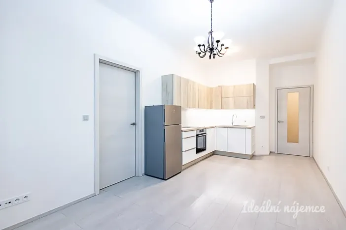 Pronájem bytu 2+kk, Praha - Strašnice, Černokostelecká, 51 m2
