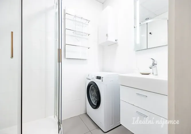 Pronájem bytu 2+kk, Praha - Strašnice, Černokostelecká, 51 m2