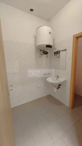 Pronájem kanceláře, Pečky, Chvalovická, 71 m2
