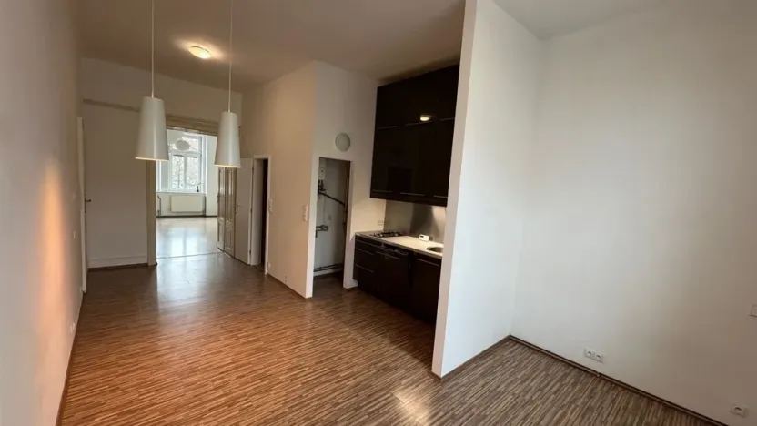 Pronájem bytu 2+kk, Cheb, Svobody, 60 m2