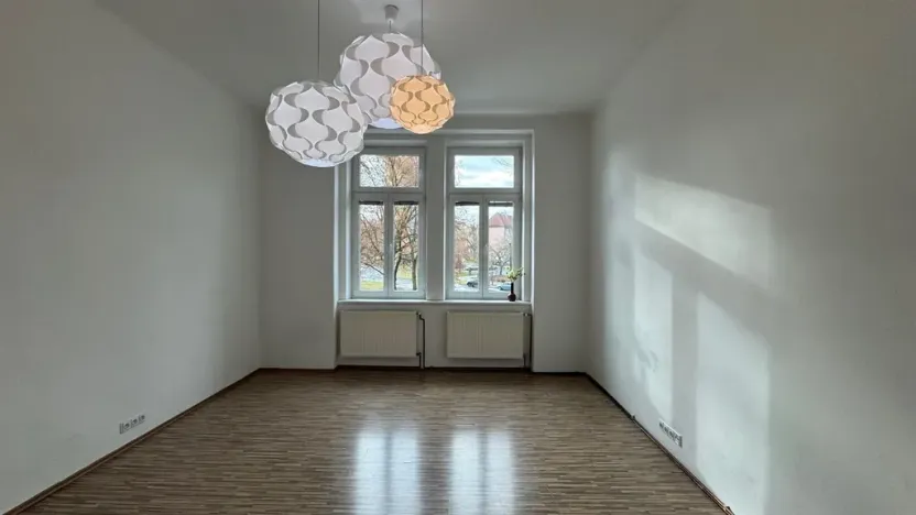 Pronájem bytu 2+kk, Cheb, Svobody, 60 m2