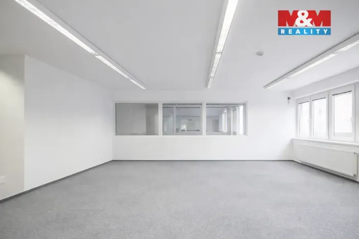 Pronájem kanceláře, Praha - Hostivař, Na Plískavě, 401 m2