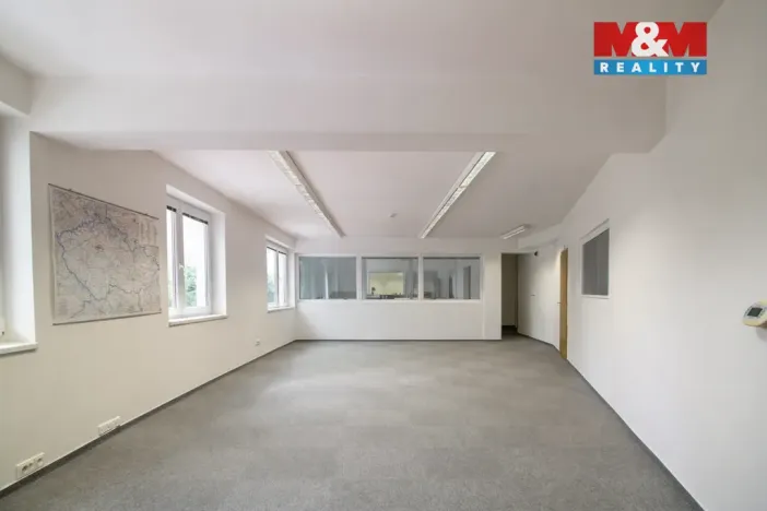 Prodej kanceláře, Praha - Hostivař, Na Plískavě, 401 m2