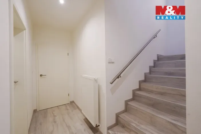 Pronájem rodinného domu, Plzeň - Radobyčice, Řadová, 139 m2