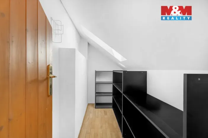 Pronájem rodinného domu, Liberec - Liberec XXX-Vratislavice nad Nisou, Leknínová, 136 m2