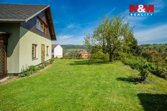 Pronájem rodinného domu, Liberec - Liberec XXX-Vratislavice nad Nisou, Leknínová, 136 m2