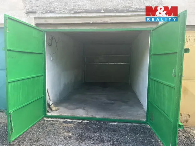 Prodej garáže, Louny, Mánesova, 18 m2