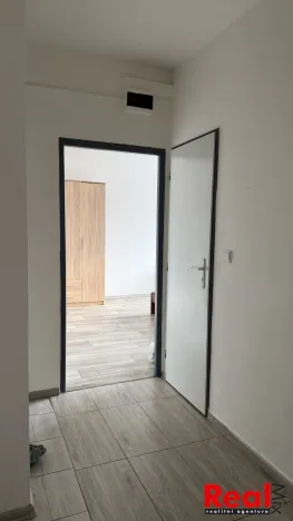 Pronájem bytu 2+1, Zlín - Malenovice, Chelčického, 54 m2