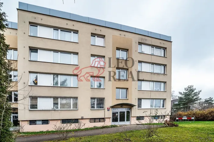 Prodej bytu 3+1, Praha - Lhotka, Štúrova, 69 m2