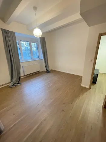 Pronájem bytu 2+kk, Praha - Nusle, Čiklova, 37 m2