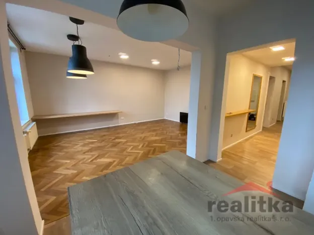 Prodej bytu 4+1, Opava - Předměstí, Olomoucká, 110 m2