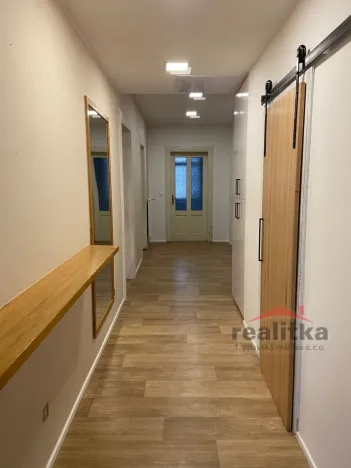 Prodej bytu 4+1, Opava - Předměstí, Olomoucká, 110 m2