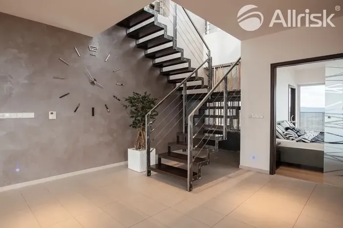 Pronájem atypického bytu, Brno, Majdalenky, 200 m2