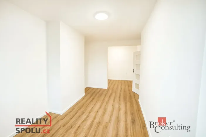 Pronájem bytu 1+kk, Vyškov - Vyškov-Město, Masarykovo náměstí, 25 m2