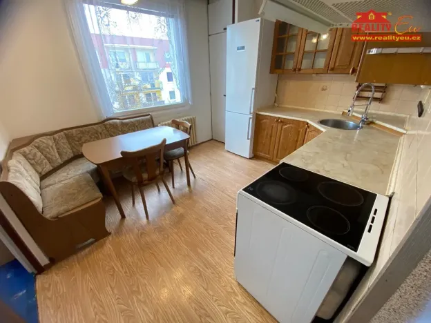 Pronájem bytu 4+1, Nové Město nad Metují, Nad Stadionem, 74 m2