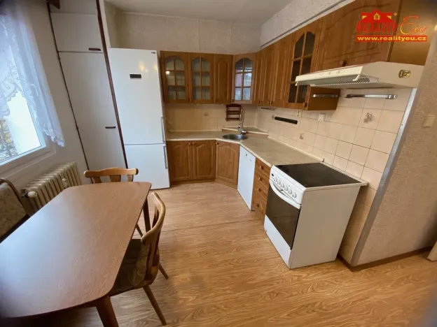 Pronájem bytu 4+1, Nové Město nad Metují, Nad Stadionem, 74 m2