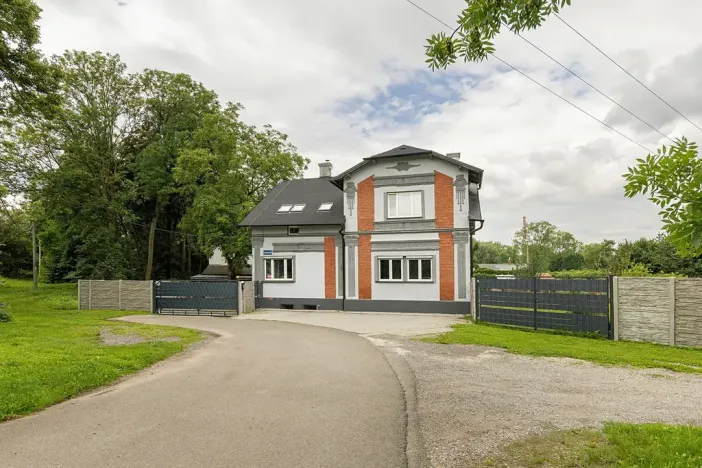 Prodej komerční nemovitosti, Ostrava, 296 m2