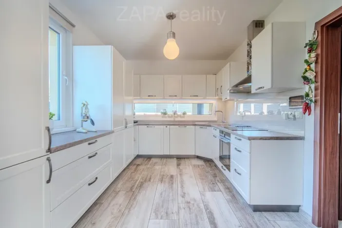 Prodej rodinného domu, Přezletice, Nohavice, 218 m2