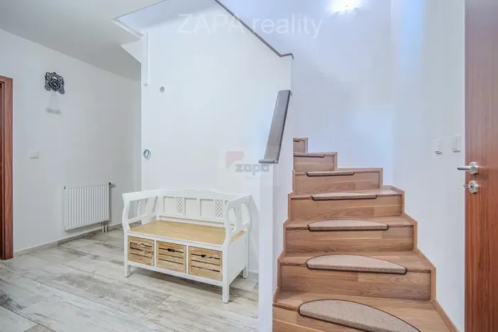 Prodej rodinného domu, Přezletice, Nohavice, 218 m2