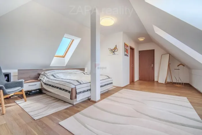 Prodej rodinného domu, Přezletice, Nohavice, 218 m2